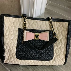 Betsey Johnson purse